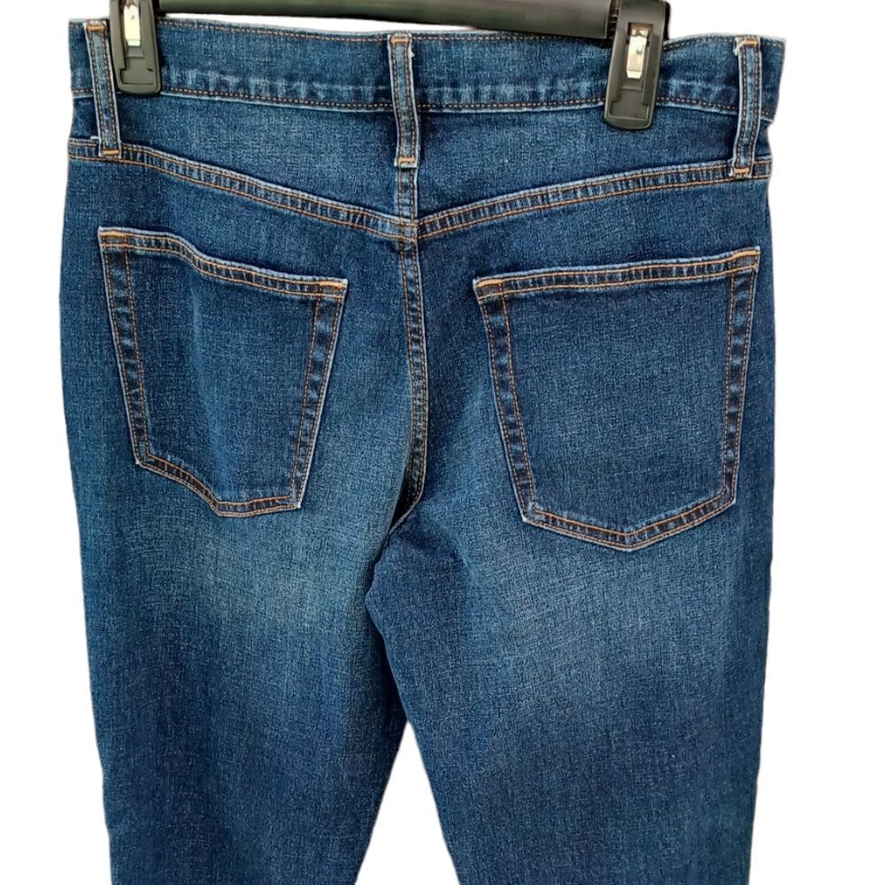 63756....Old Navy Straight leg Jeans Size 30X30, 9"Rise - Picture 4 of 6